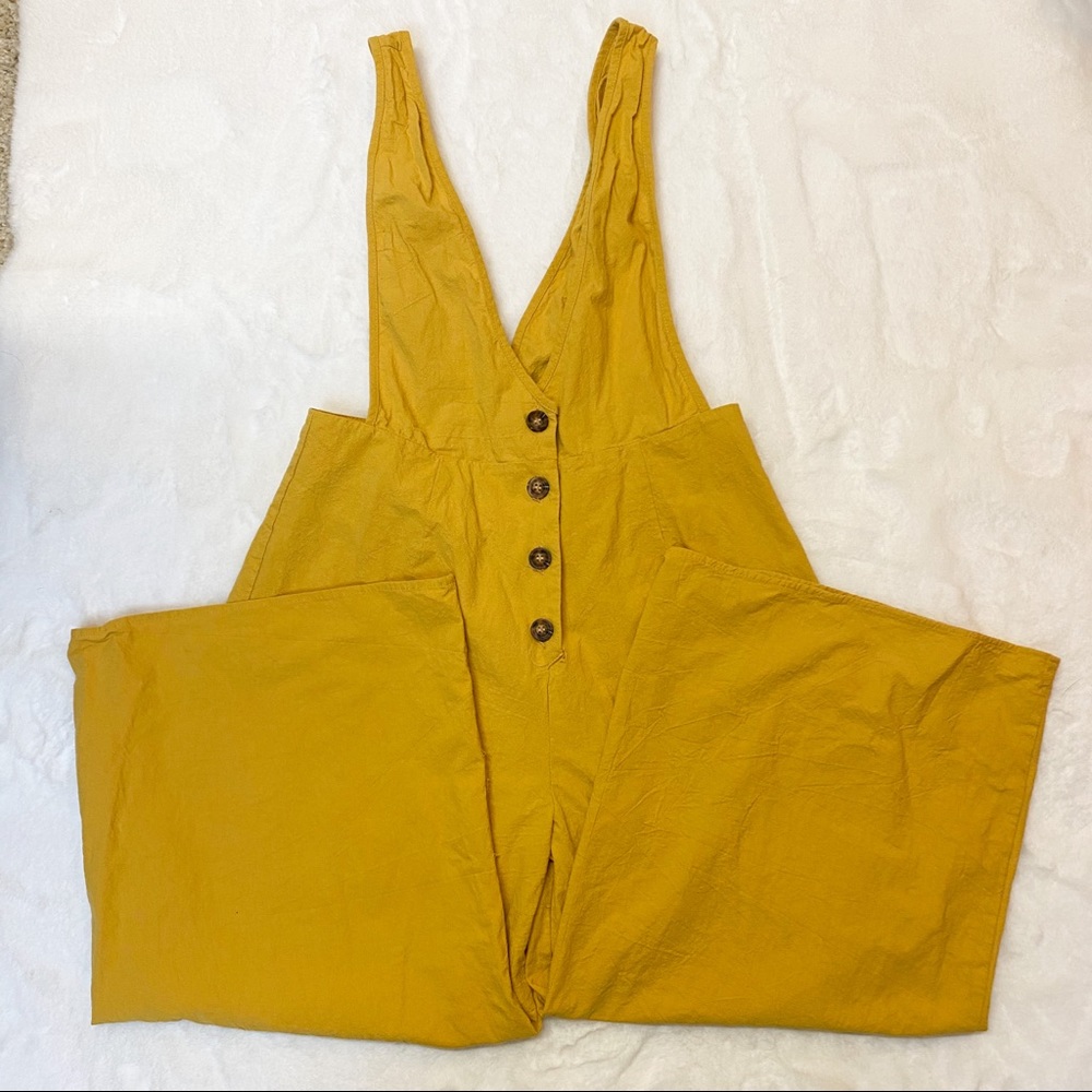 Sienna Sky Yellow Cropped Overalls Size Medium